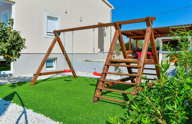 Villa in Debeljak With Private Pool - Foto 35