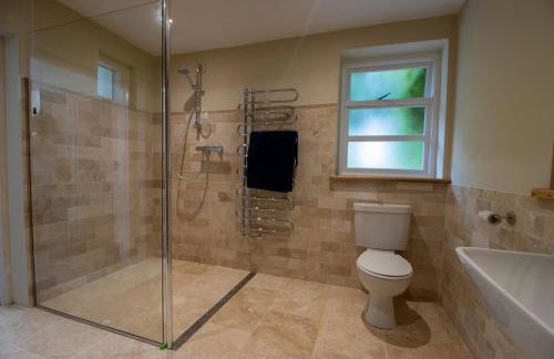 The Manor Dairy - Foto 3