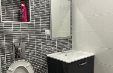 CHARMANT et CALME PROCHE AÉROPORT - Foto 9