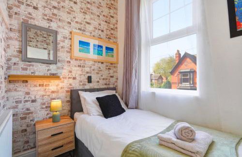 Large 7-Bed House Sleeps 14 FREE Parking ,Contractors & Groups Welcome - Foto 45