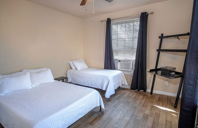 Nice 3br/2ba Near Downtown 2 min At&t Center - Foto 7