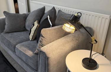 Spacious 5-Bedroom house close to station - Foto 5