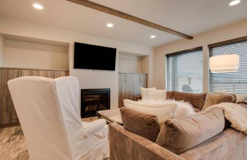 Luxury Townhome on the Park with Bridger Mtn Views - Foto 16