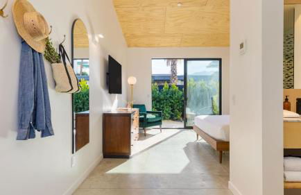 Blackhaus Suites by AvantStay – Modern Comfort in Downtown Palm Springs - Foto 28