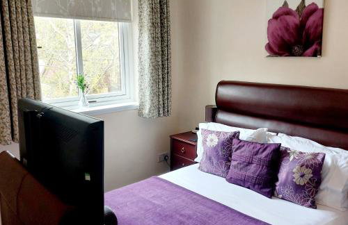 'Treetops' - Bright & Homely 2 Bed Flat w Parking - Foto 25