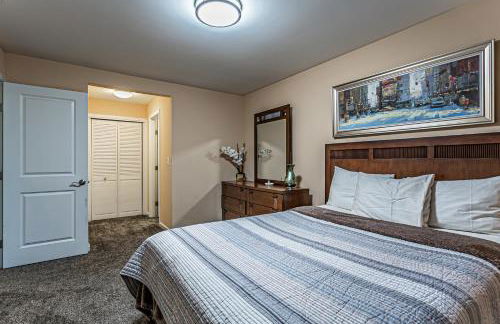 the Veranda, Best Area, 2 Baths, 2 Bedrooms, WD, Jacuzzi bath, New Carpet, Balcony, 925sf - Foto 5