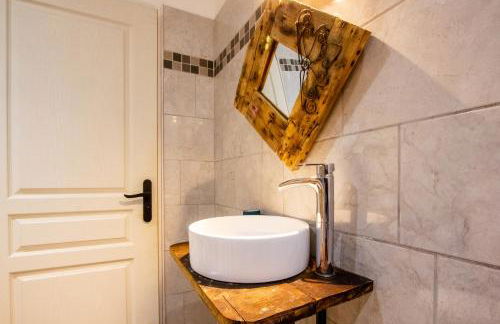 Le Jardin des Bois - 5 min de la Fosse Dionne - Foto 7