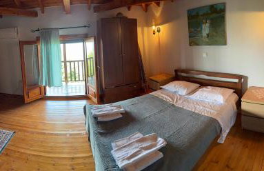 Wooden Harmony - Photo 19