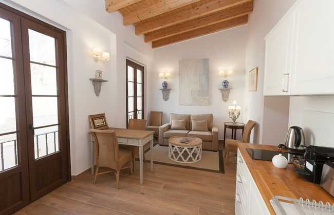 Patios de la Riva - Photo 14