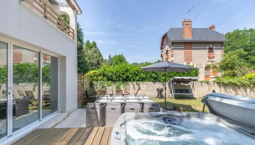 La Villa Romaine, Jacuzzi 15 min du Zoo de Beauval - Foto 2, Garden, Garden view