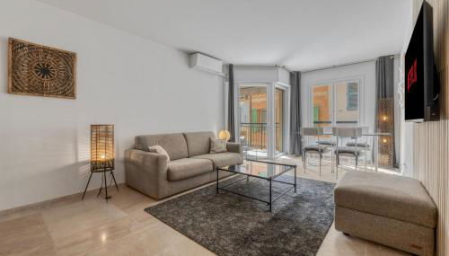 1 Chambre - Ascenseur - Spacieux - Proche palais - Foto 2