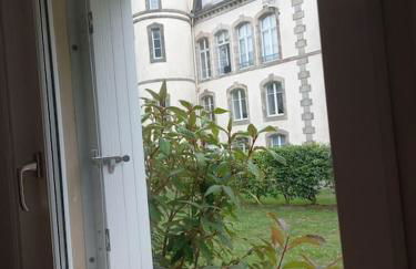 jolie maison au château - Photo 9