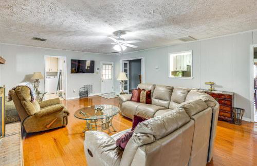 Spacious Downtown Montgomery Home with Yard, Patio! - Foto 7