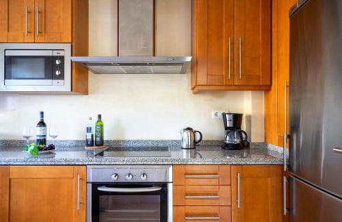 Golfer's quiet flat by Costarentals - Ref 104 - Photo 14