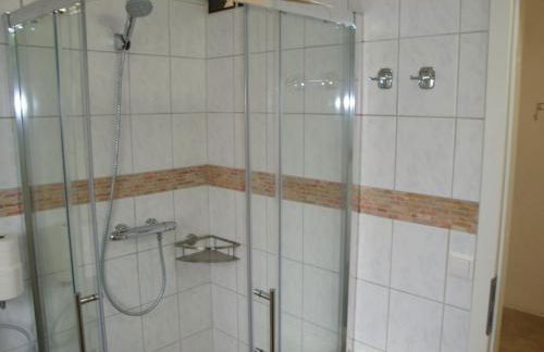 Cenet 1 Zimmer Apartment - Foto 13