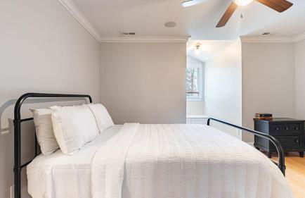 Lakefront 6bdr, Priv Dock, Game Room, Firepit Jake's Lake House by Avantstay - Foto 90