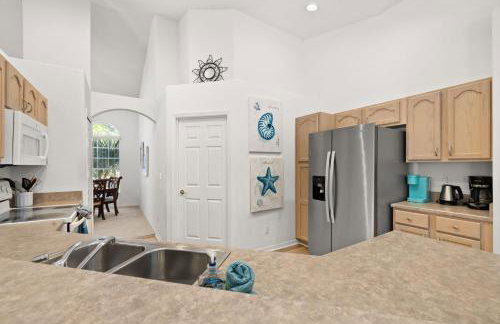 373 - Stunning 4 Bedroom Villa with own Private South East Facing Pool - Photo 53