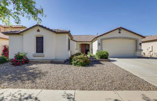 4 Mi to Surprise Stadium! Snowbird Haven with Pool - Foto 12