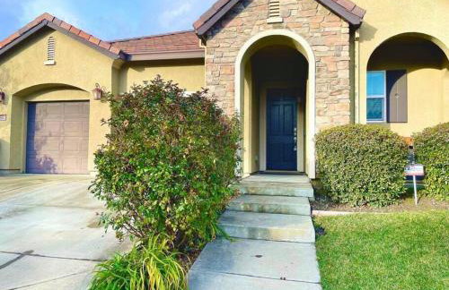 One Story Pet & Family Friendly Fireplace - Foto 21