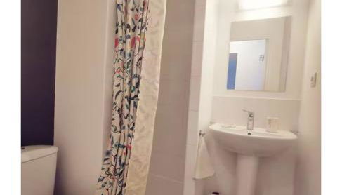 Indépendant35 - Photo 3, Shower