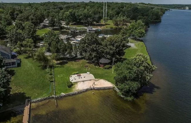 Cozy and Comfy with Lake Access - Photo 50