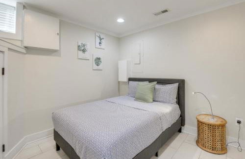 Rooftop Patio with View Baltimore Retreat - Photo 26