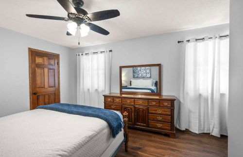 Legacy Farm Retreat Cozy Stay - Photo 23