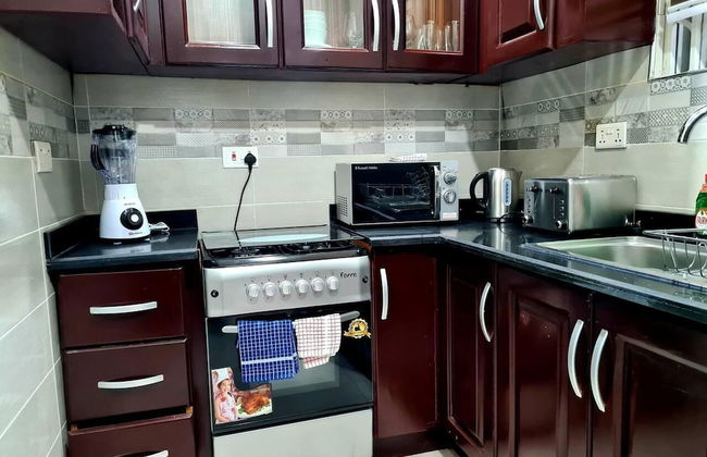 Charming, Quiet & Cozy - Close to Highway,parking - Foto 7