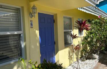 Bahama Beach Club Pompano - Fort Lauderdale - Charming and Cozy Studios & Apartments close to Beach with heated Pool - Photo 57