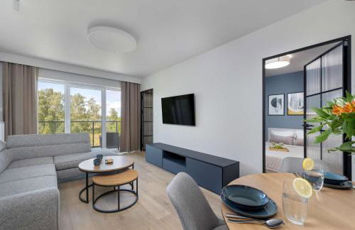 Bright Apartment Spadochroniarzy in Dziwnów with Parking & Pool by Noclegi Renters - Foto 5