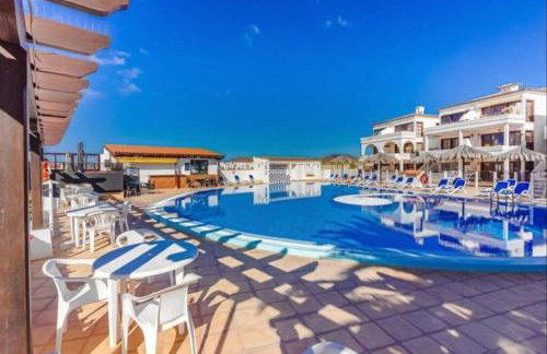 Soleggiato attico vista mare e piscina SC768 - Foto 31