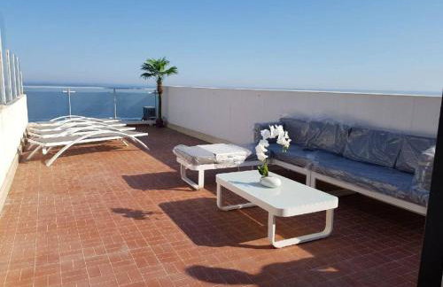 Appartement 3 pièces Nice Promenade des anglais dernier étage vue mer solarium - Foto 21
