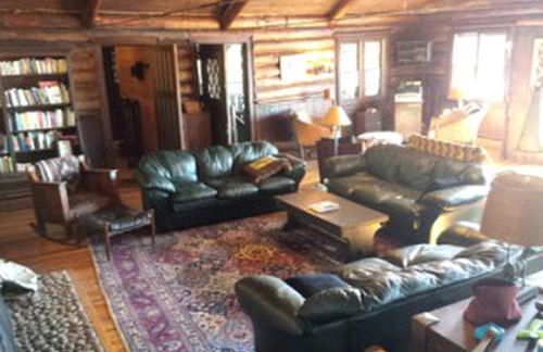 Waterfront Cabin Rental for a Boating Getaway on Loon Lake in New York - Photo 3