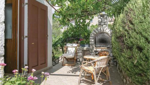 1 Bedroom Pet Friendly Home In Zagorje - Foto 3