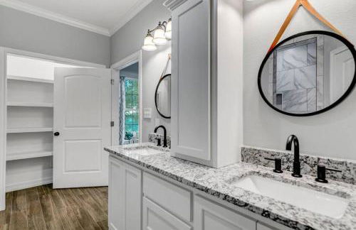 Reduced! Renovated hidden gem. Chef Kitch. Wheelch - Foto 19