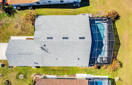 South Facing Private Pool with Lake View & Spa - Quiet Vacation Area - Family Friendly - Foto 41