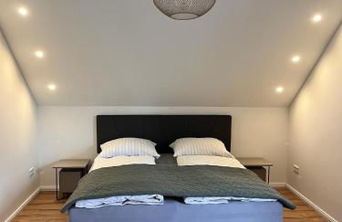 Ruhig & großzügig für 8 Pers, WLAN & Feuerschale - Foto 2