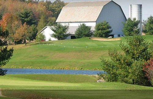 Boho Cleveland Bungalow - Sun-Drenched 2BR with Deck - Foto 28