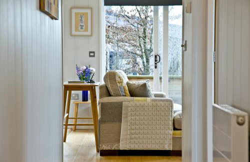 Nyland Lodge - Hot Tub - Fireplace - Free Parking & WiFi - Foto 24