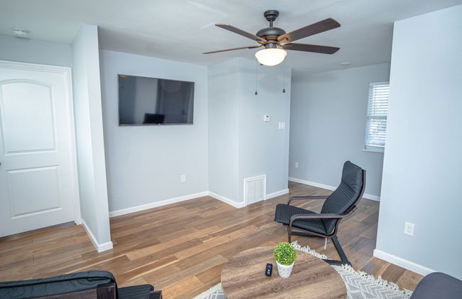 Magnificent Large Home Near Downtown - Foto 22