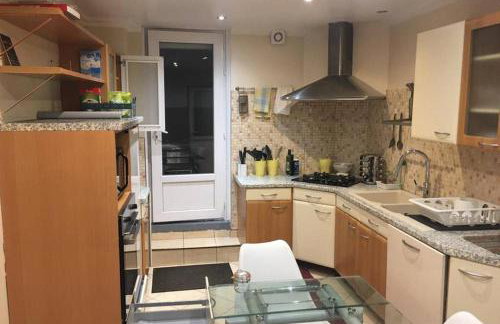 Irigny: Maison calme à 10 minutes de Lyon - Foto 3