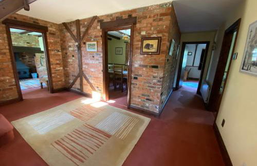 Stunning Rustic Home, New Forest National Park - Photo 15