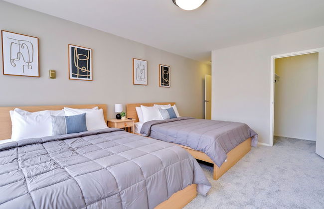 Bright Comfort in DC Apts - Foto 34