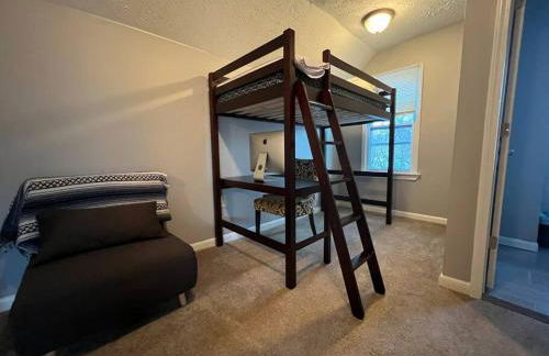 **Stylish Pet Friendly 3 Bedroom House** - Foto 20