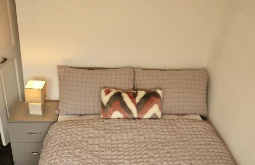 Charming 3 Bedroom Property FREE WiFi & Parking - Foto 33