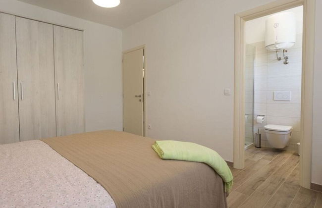 Nina With a Heated Pool - Foto 5