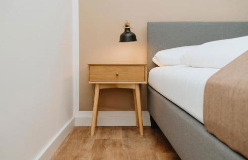 Homely Berlin - Familien & Gruppen, Eigener Eingang, Top Anbindung - Foto 5