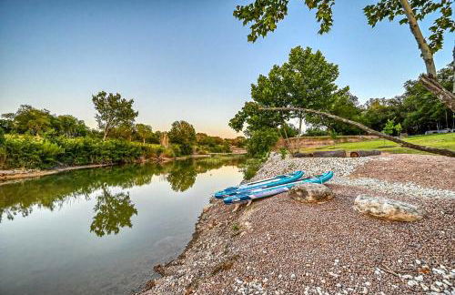 Stunning Blanco Home with Direct River Access! - Foto 40