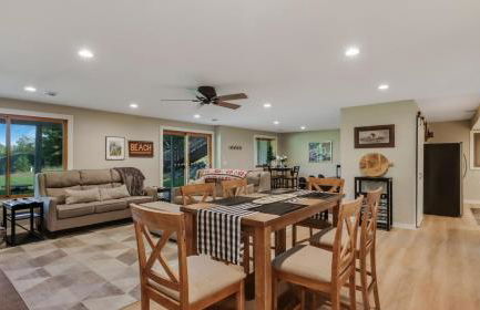 Lake And Trails Lodge Lake Access Sleeps 23 - Foto 17