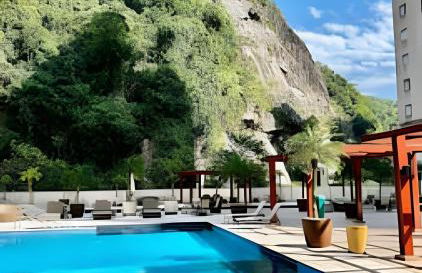 Condominio Clube com 4 piscinas/Cinema/arcondicionado - Foto 1